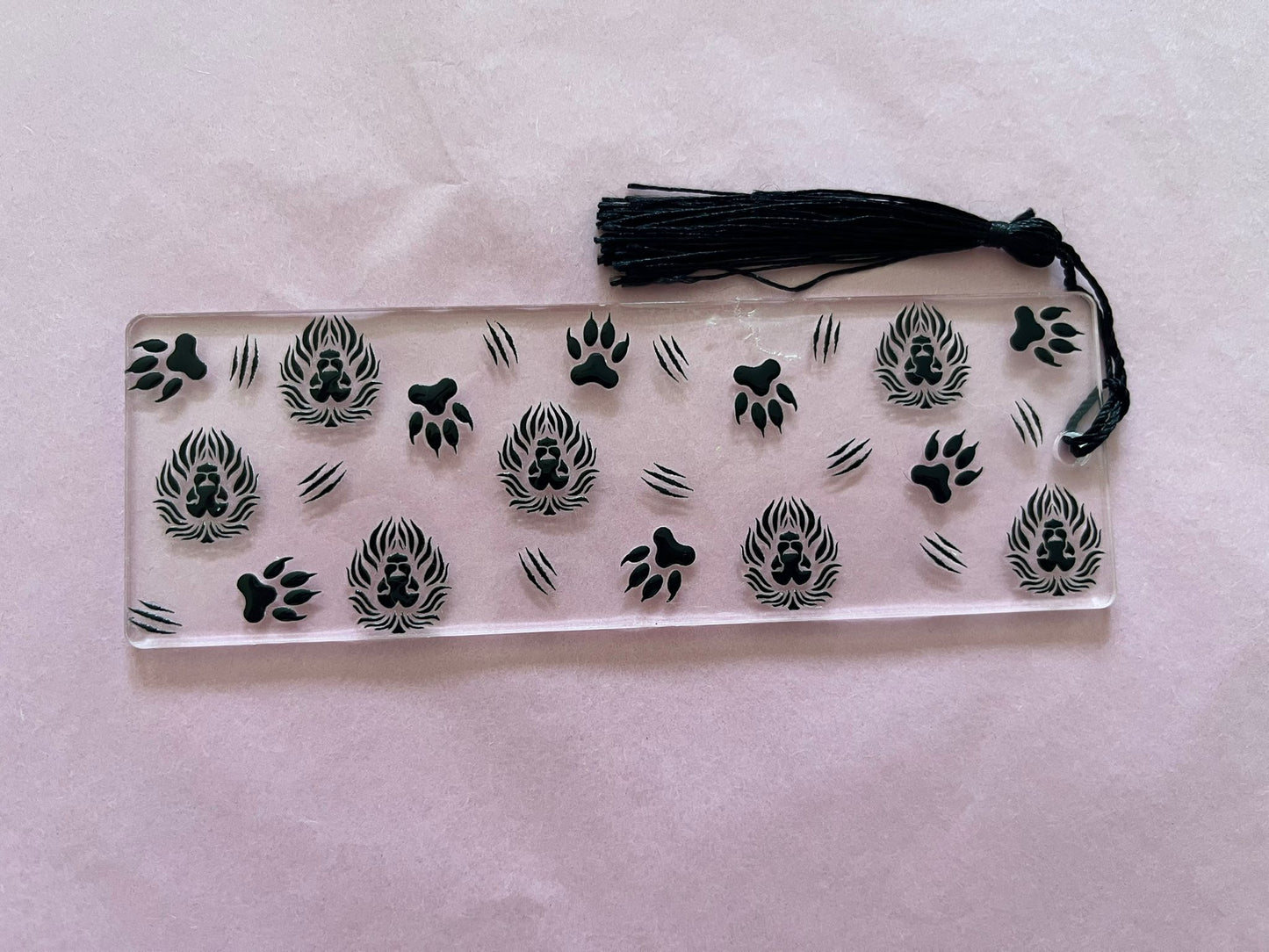 🦁 Trail of the Pride Bookmark